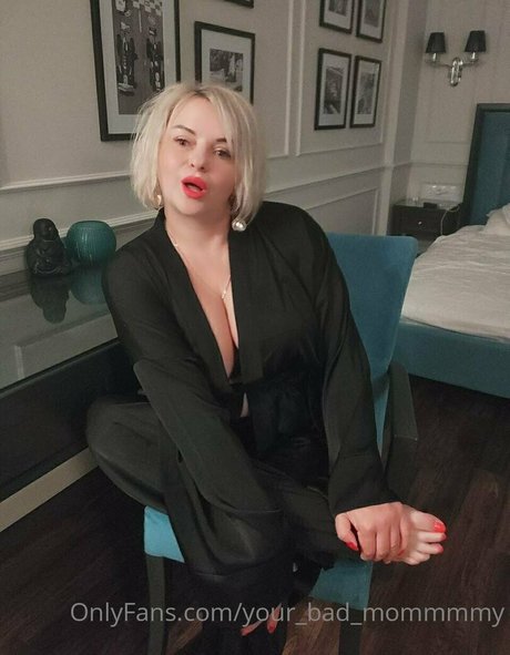 vip your bad mommmmy 独占スター 写真