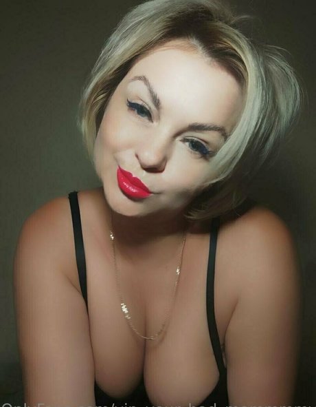 vip your bad mommmmy かわいいモデル 写真