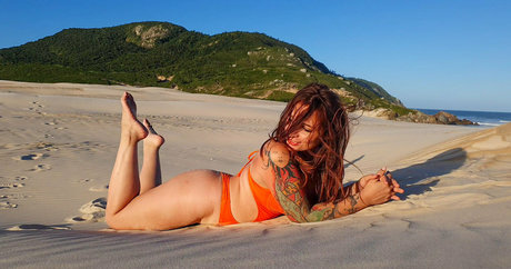 太めのブロンドオンリーファンズ ポルノグラフィック ギャラリー