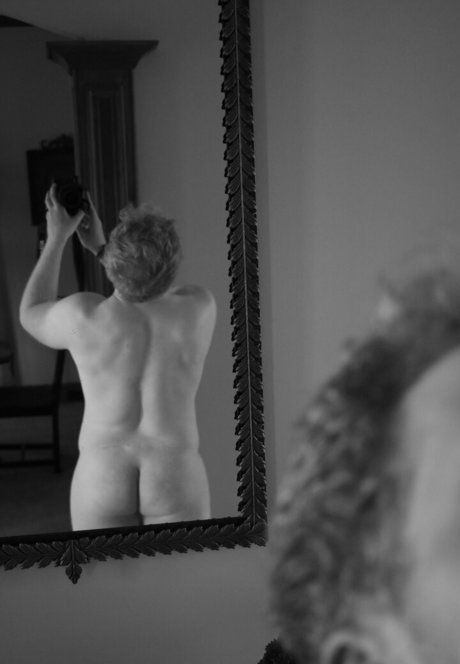 本物の教師オンリーファンズ アートヌード ギャラリー