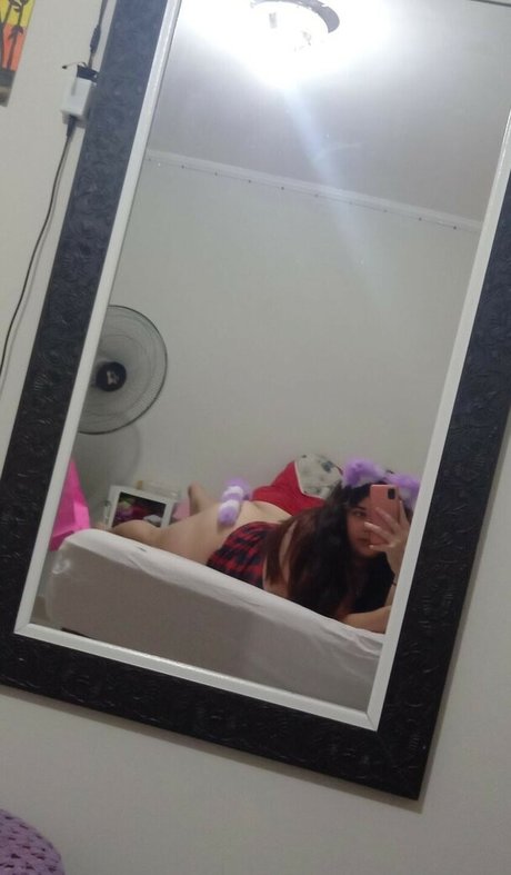 Melissa Isabela ヌードスター 写真