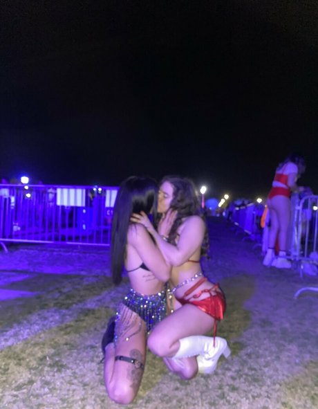 ポーグ xxx オンリーファンズ 無料セクシー 画像