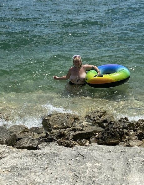 rainbowfundipp ポルノスター パーフェクト 写真