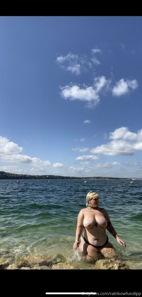 ティーン乱交OnlyFans エロチック 画像