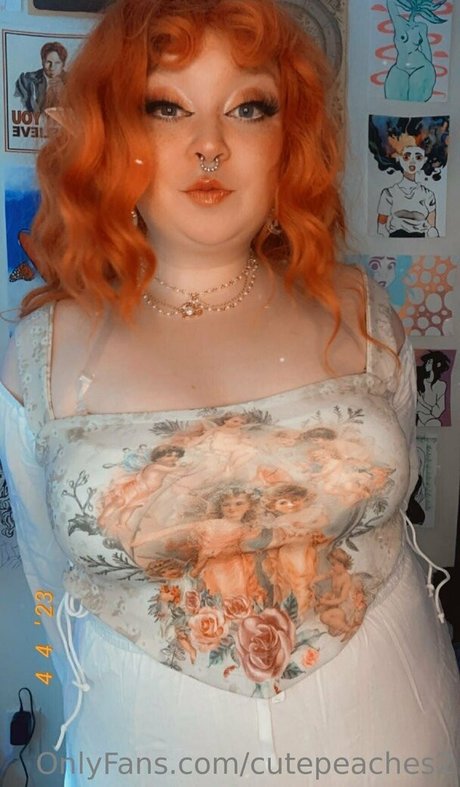 痩せたティーンのオンリーファンズ えろた 写真