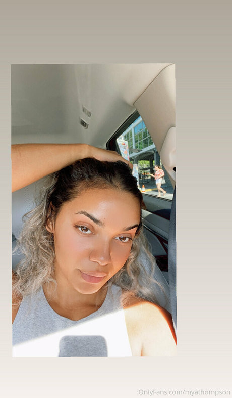 アジア人 ノーPPV オンリーファンズ セクシーヌード 画像