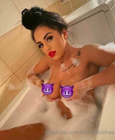 BBW パウグ オンリーファンズ えろた 画像