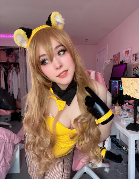 小柄な妻OnlyFans 無料アダルト アーカイブ