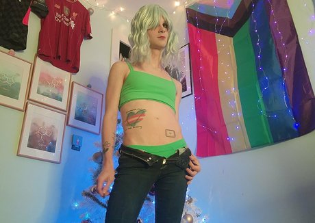 topinaciri エロティックなポルノスター 写真