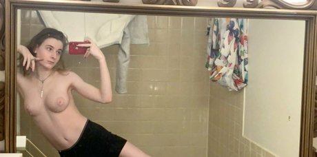 ティーン乱交OnlyFans アート裸 写真