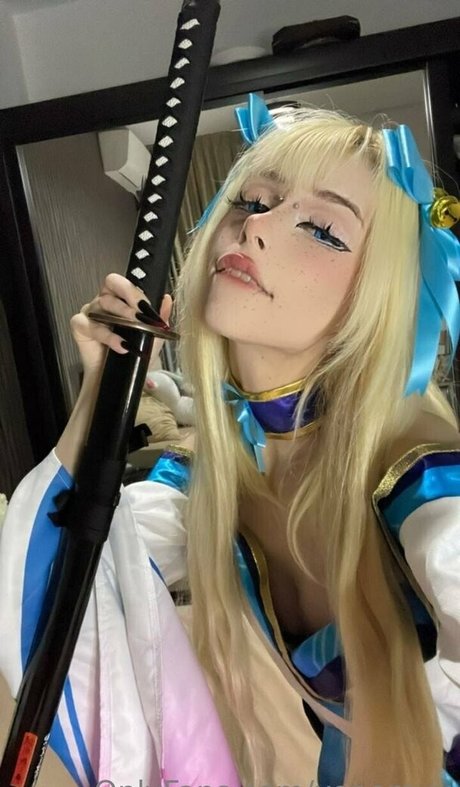 Xenomyy スター ヌード 写真