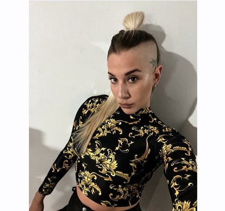 ベラルーシのファンのみ アートポルノ 画像