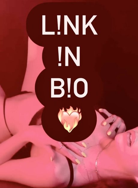 Jessienicolexxx セクシーモデル 写真