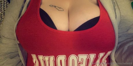 candymichelle69 裸のモデル 写真