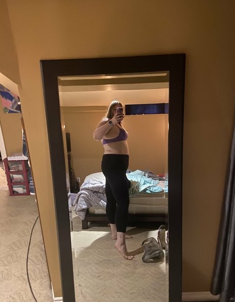 OnlyFansの普及 可愛い 画像