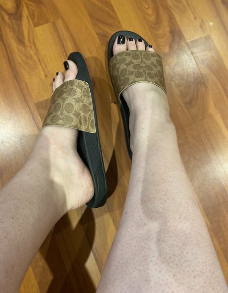 ヌード教師オンリーファンズ セクシーヌード アーカイブ