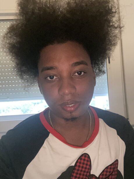 Ramon daniel Castillo feliz 高品質のスター 写真