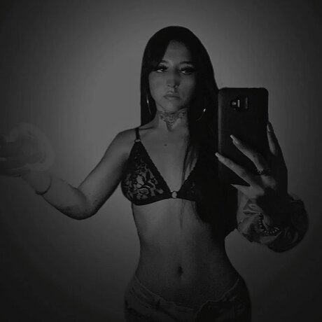 Lulilu ヌード女優 写真