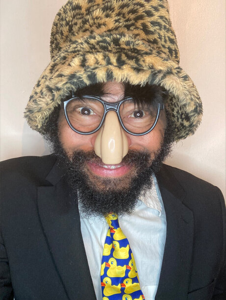 Reverend Down Bad ポルノモデル 画像