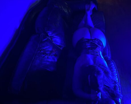 Rowena Skylarke 美しいモデル ギャラリー