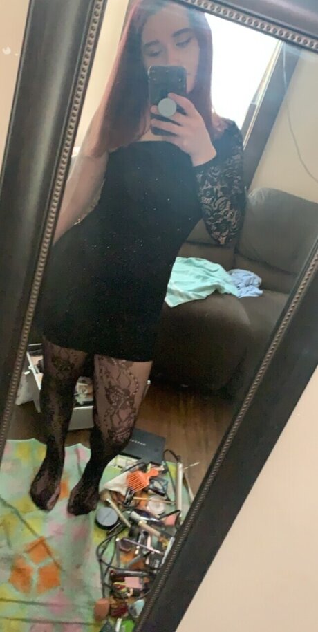 Leah Rellini ポルノスター アート アーカイブ