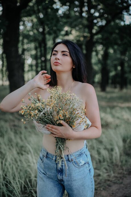 Alinka エロティックモデル 写真