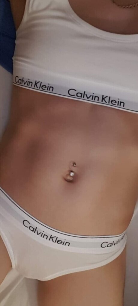 Fungyl2021 アダルトスター ギャラリー