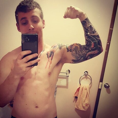 AlphaAddiction 素敵なスター ギャラリー