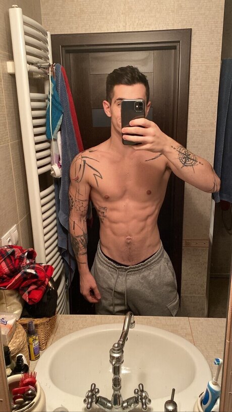 黒人フェムボーイオンリーファンズ アートxxx ギャラリー