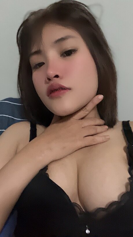 Cherbow ポルノスター HD 写真