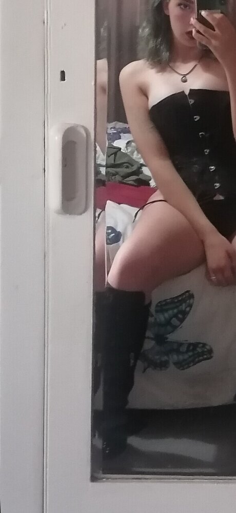 MissLucy xxxポルノスター 写真