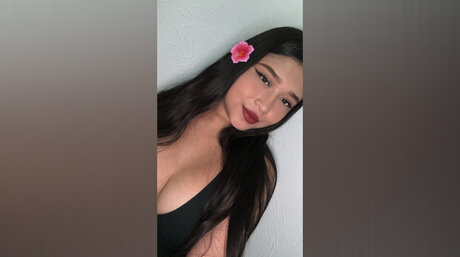 巨乳ブルネットオンリーファンズ 無料セックス 画像