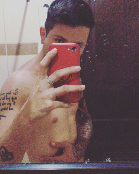 Jesus Rodr guez アダルトスター 写真