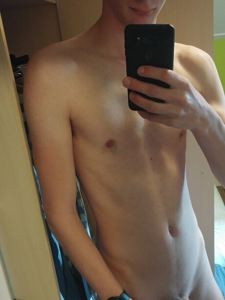 背が高くて巨乳のOnlyFans 素敵 ギャラリー