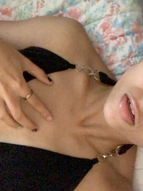 anubiz 女優 写真