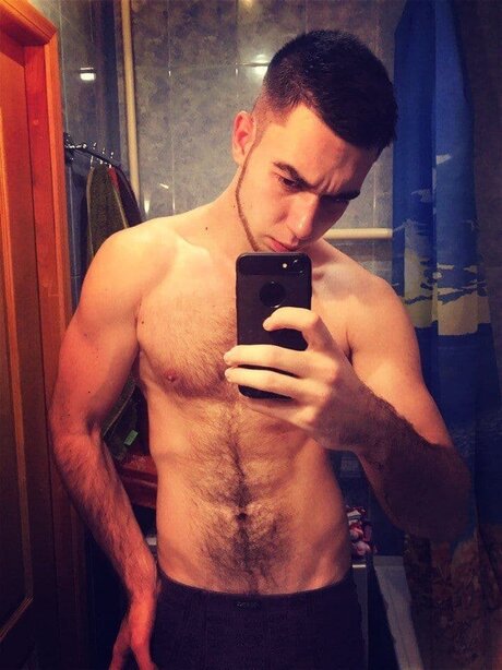 RolandXNight ヌード女優 写真