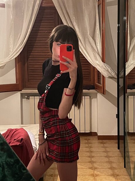 DaDaa アート女優 写真