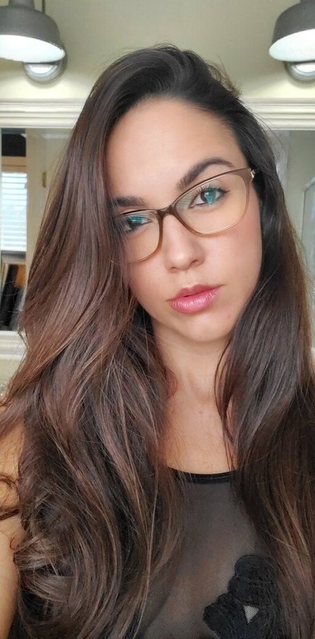 Arianna Marie トップポルノスター 写真