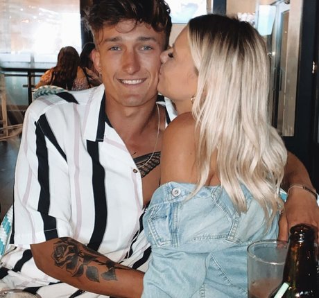 JOIアジアンOnlyFans えろ 写真