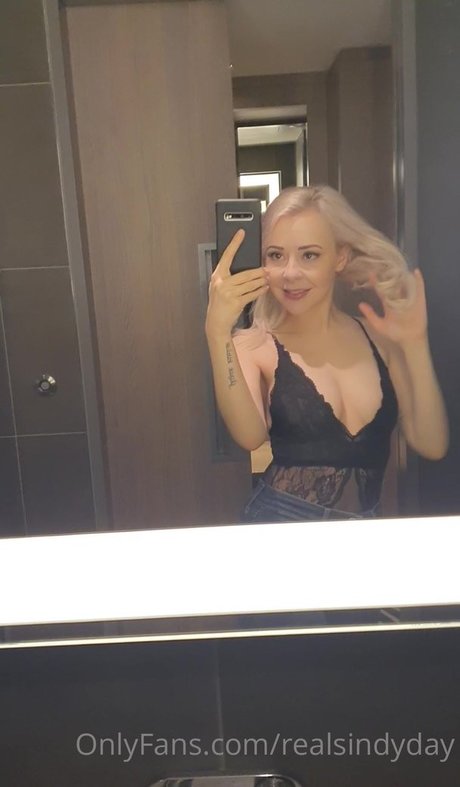 Sindy Day ポルノスター HD アーカイブ