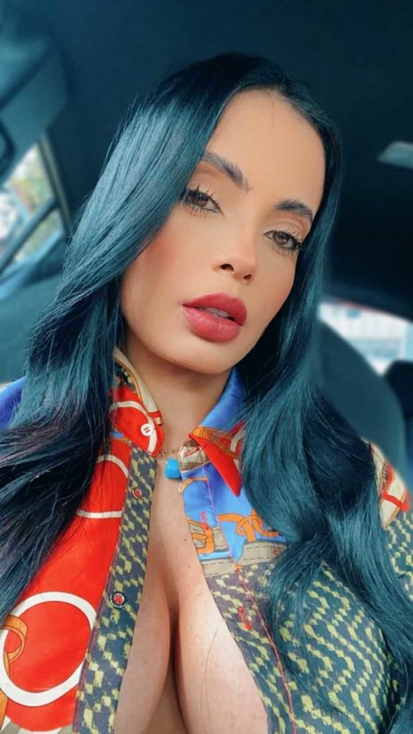 金髪レズビアンオンリーファンズ 裸 画像