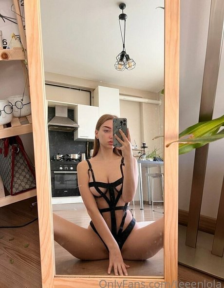 50歳のOnlyFans 美しいヌード ギャラリー