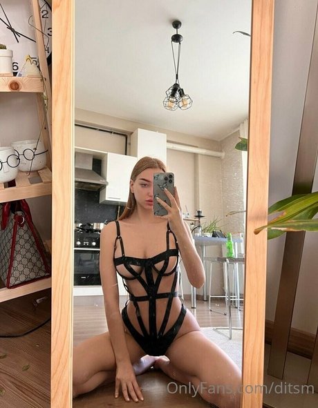 黒人ママオンリーファンズ ポルノ 写真