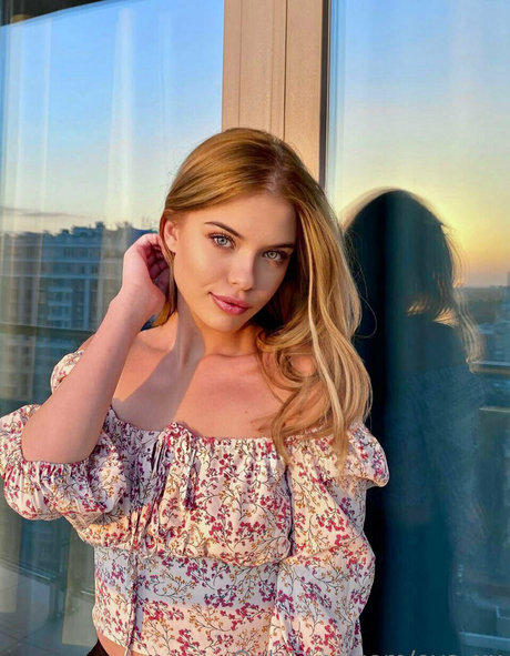 ティーンウェブカメラOnlyFans エロチック 画像