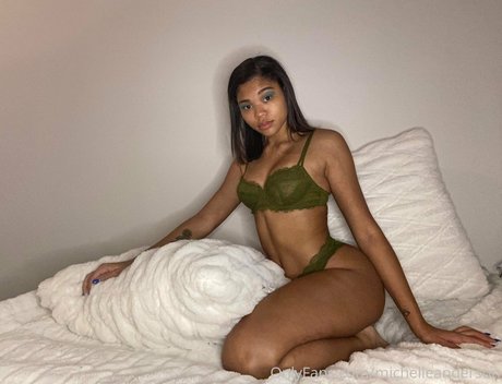 スマイルオンリーファンズ 無料 写真