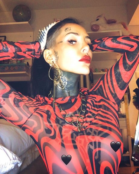 Candelaria Tinelli 美しいモデル 画像