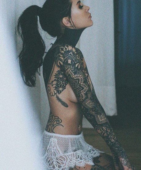 Candelaria Tinelli xxxスター 写真