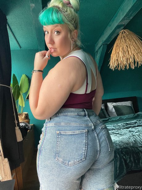 ブルネットの猫OnlyFans 無料セクシー 写真