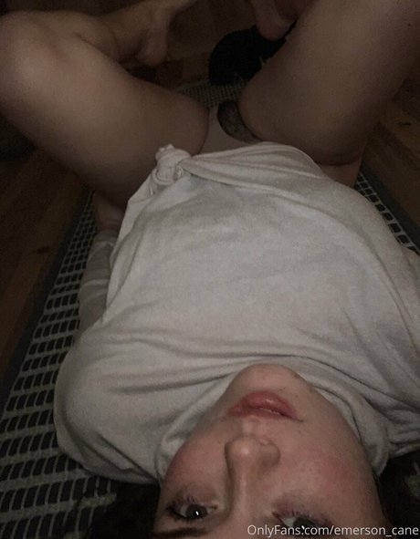 大きな黒い猫OnlyFans ポルノ 写真