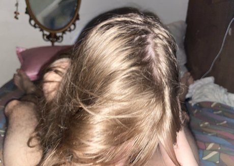 熟女の足オンリーファンズ エロチック 写真